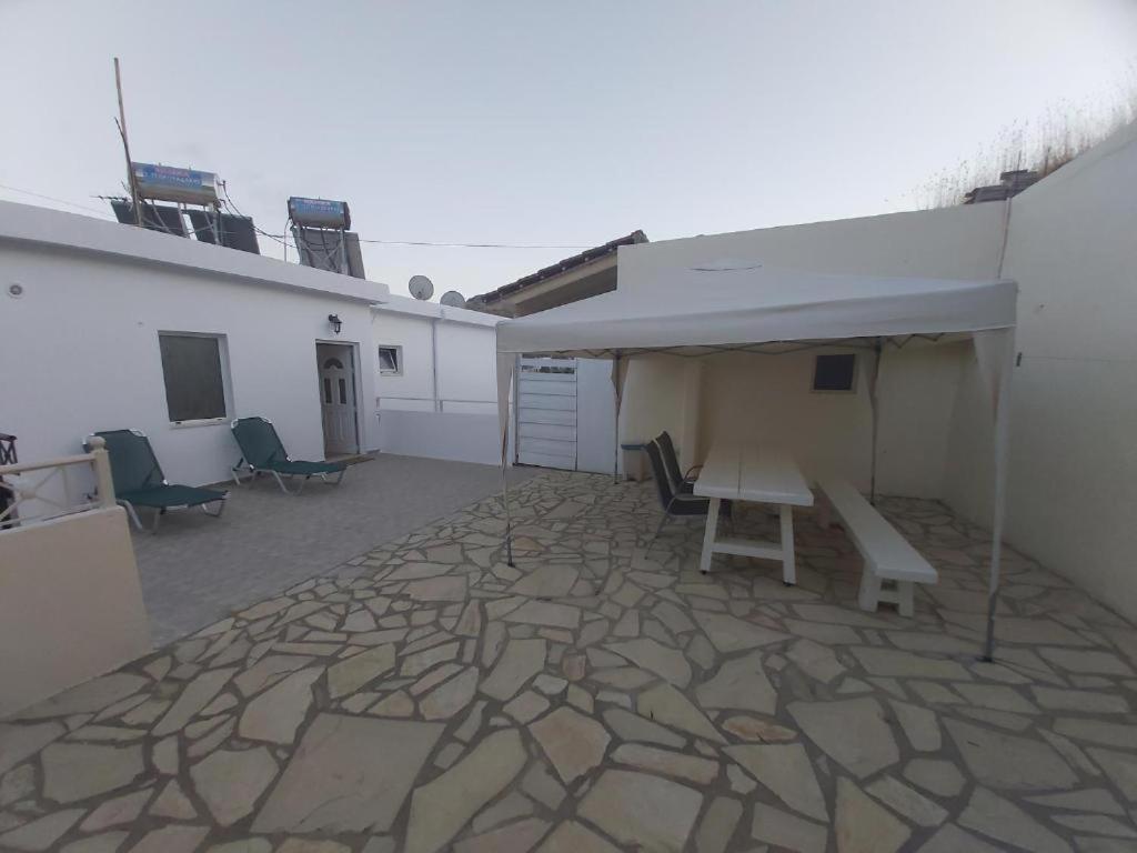 Bodikos Apartments Пицидия Экстерьер фото